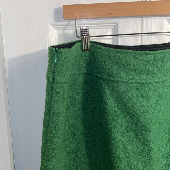 Lafayette 148 NY Green Wool Suit Skirt Set - Picture 12 of 14